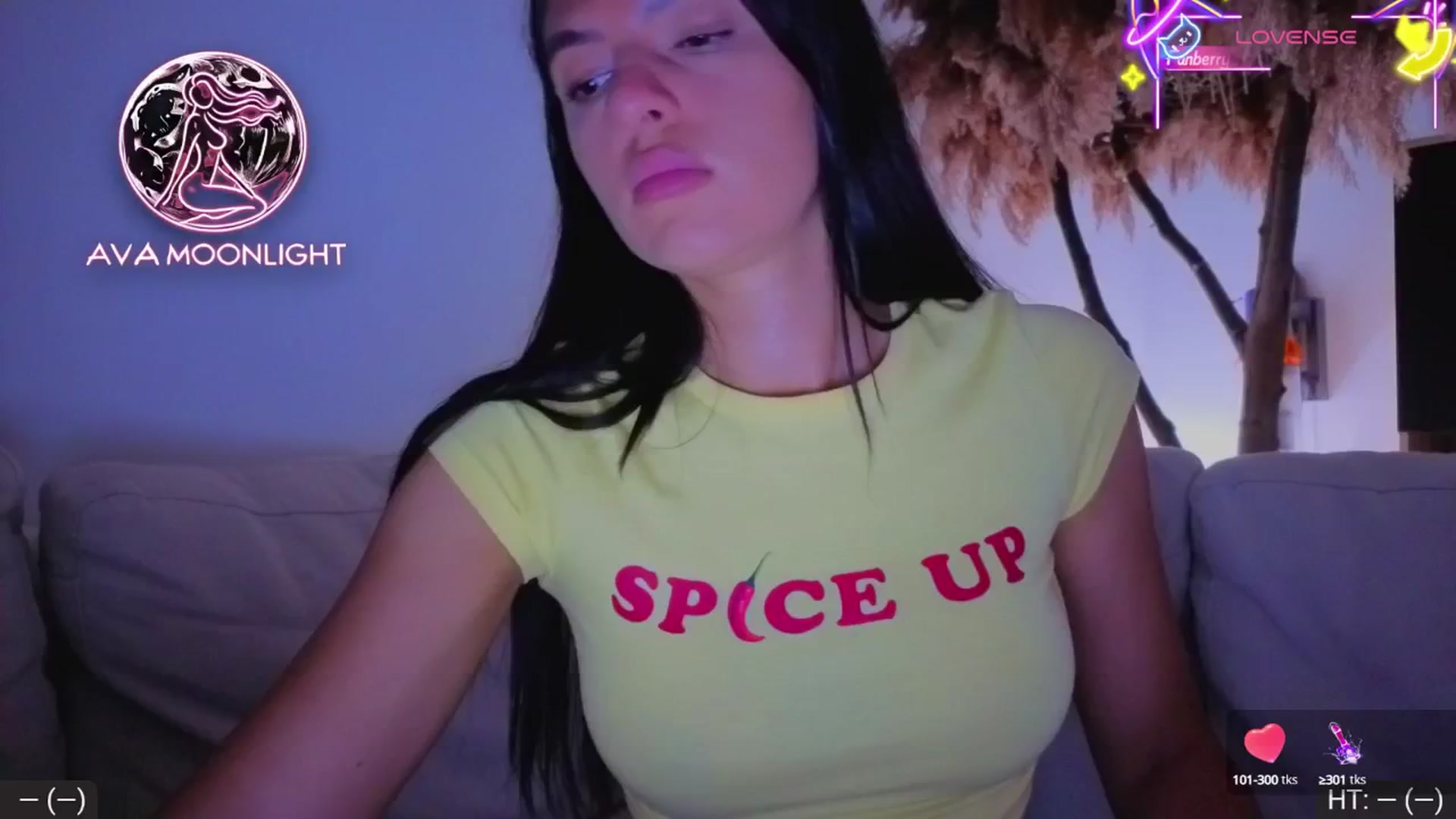 Gallery image thumbnail from AvaMoonlight's myfreecams stream on, 07/17/2025, 24:10 image 16 of 20