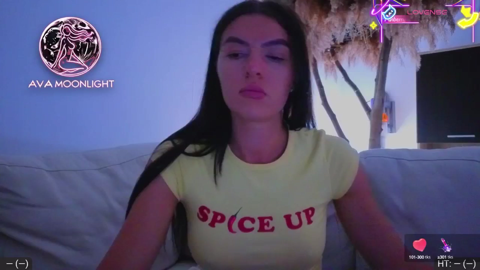 Gallery image thumbnail from AvaMoonlight's myfreecams stream on, 07/17/2025, 24:10 image 12 of 20
