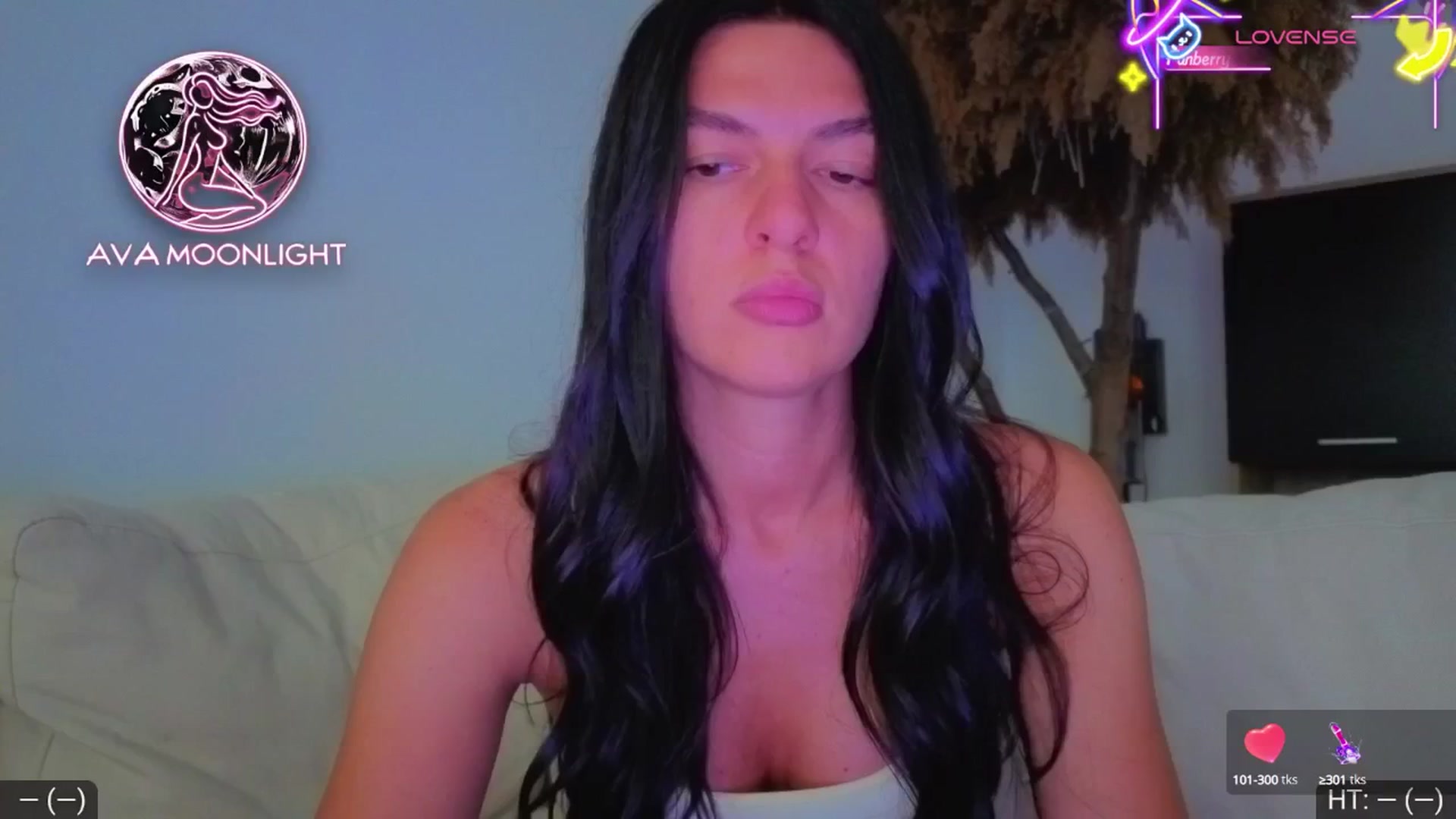Gallery image thumbnail from AvaMoonlight's myfreecams stream on, 07/17/2025, 16:07 image 2 of 20