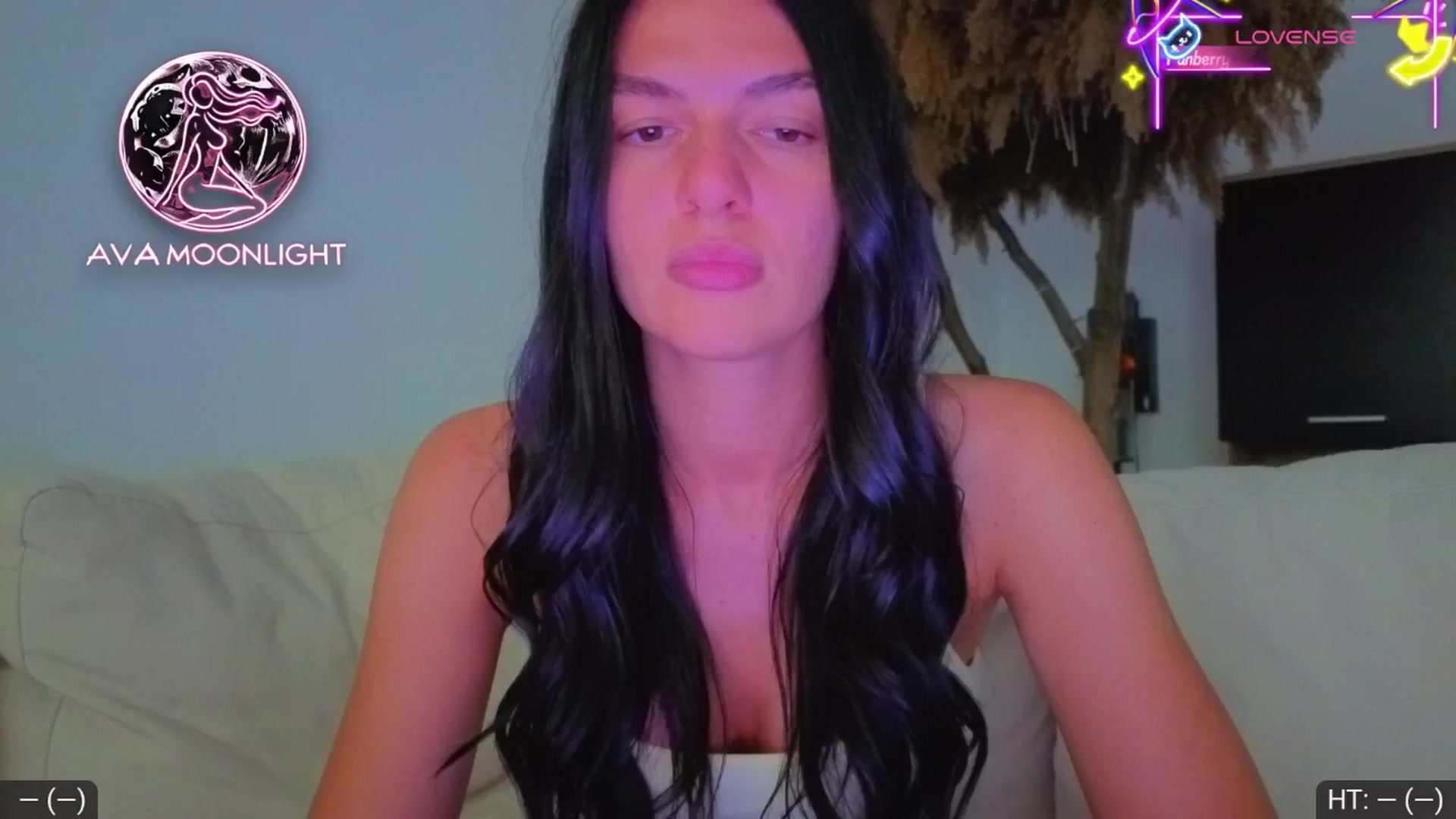 Gallery image thumbnail from AvaMoonlight's myfreecams stream on, 07/17/2025, 16:07 image 5 of 20