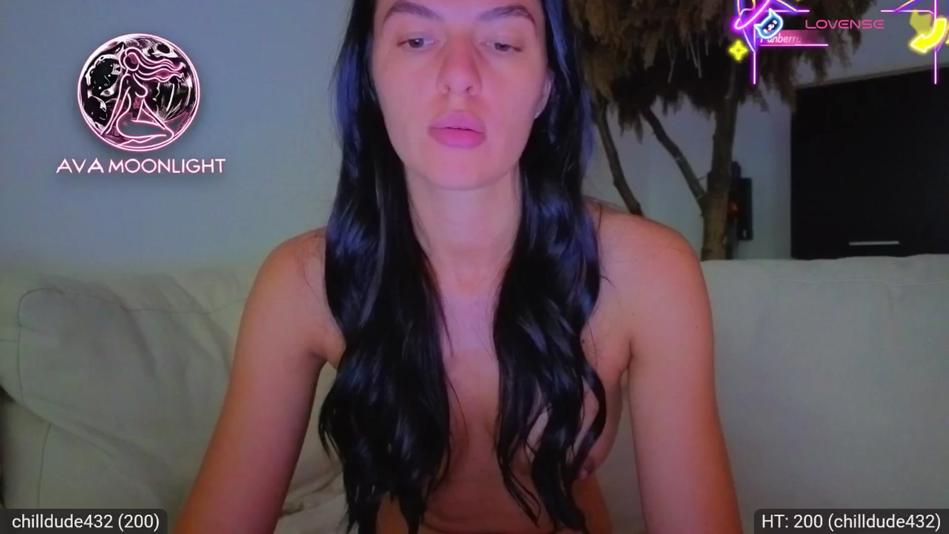 Gallery image thumbnail from AvaMoonlight's myfreecams stream on, 07/17/2025, 16:07 image 17 of 20