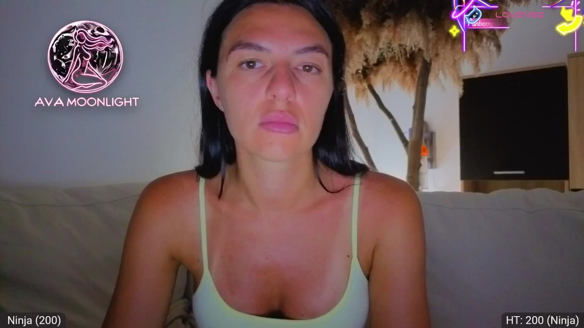 Gallery image thumbnail from AvaMoonlight's myfreecams stream on, 07/25/2025, 01:07 image 9 of 20