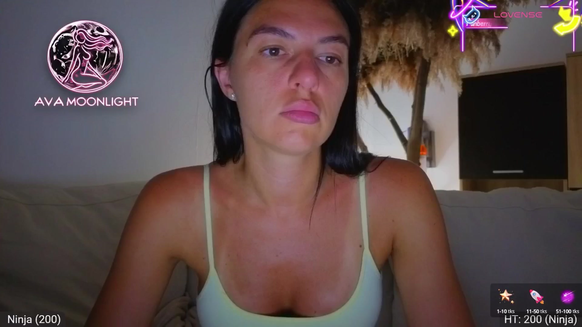 Gallery image thumbnail from AvaMoonlight's myfreecams stream on, 07/25/2025, 01:07 image 11 of 20