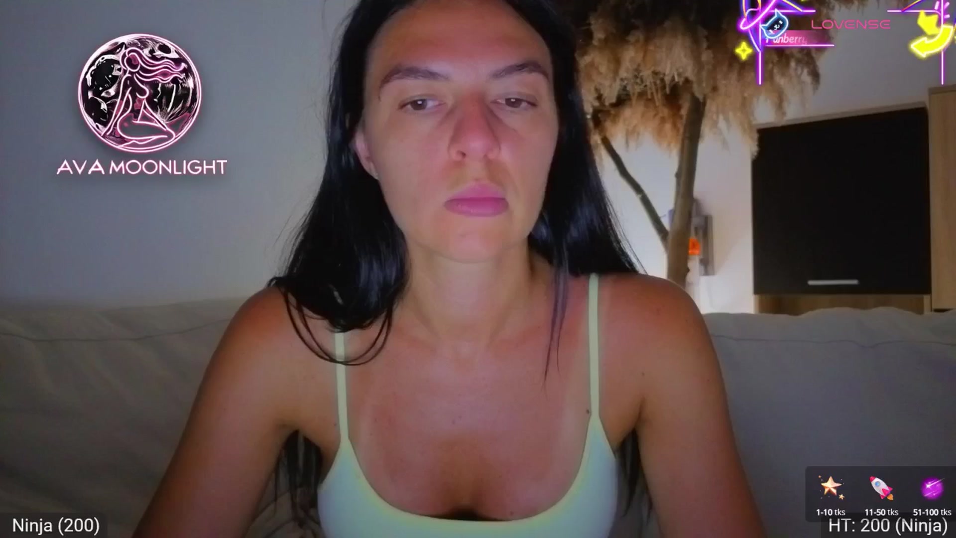 Gallery image thumbnail from AvaMoonlight's myfreecams stream on, 07/25/2025, 01:07 image 15 of 20