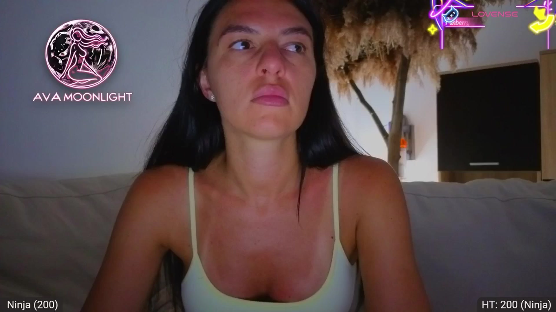 Gallery image thumbnail from AvaMoonlight's myfreecams stream on, 07/25/2025, 01:07 image 16 of 20