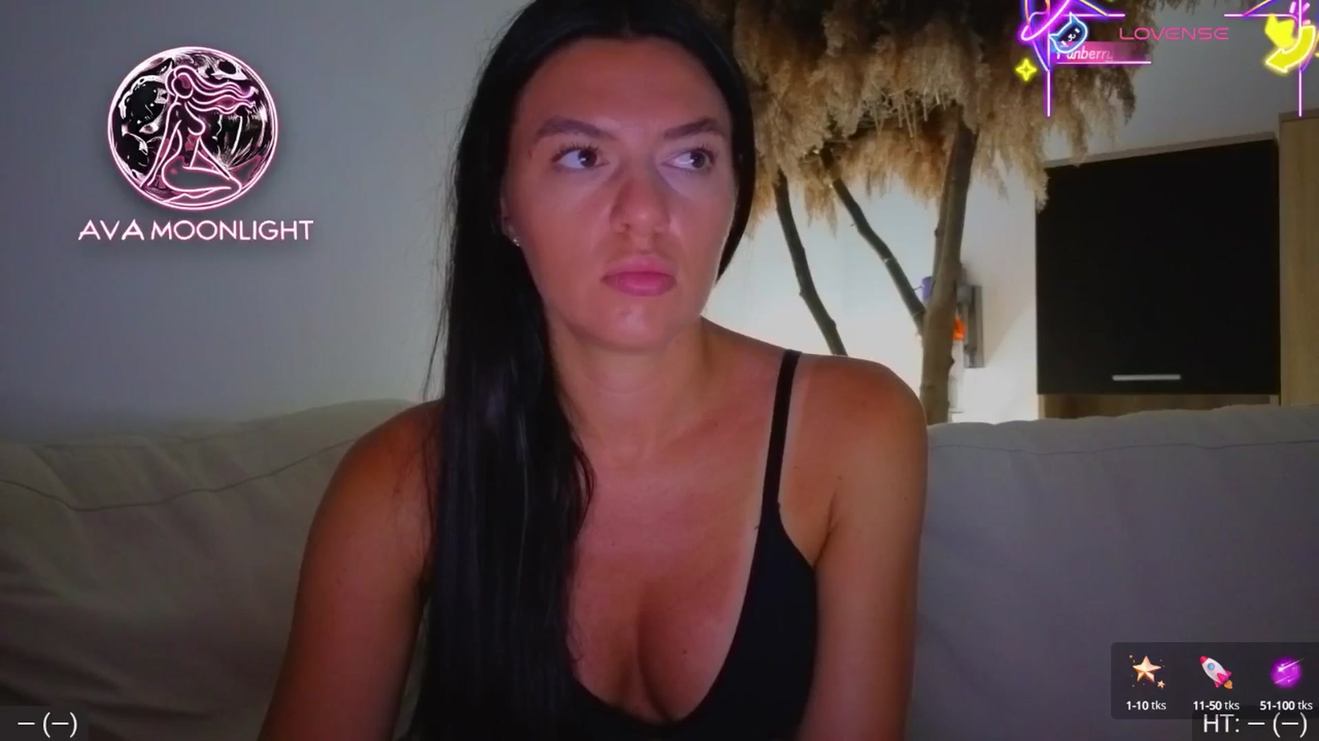 Gallery image thumbnail from AvaMoonlight's myfreecams stream on, 07/26/2025, 23:21 image 7 of 20