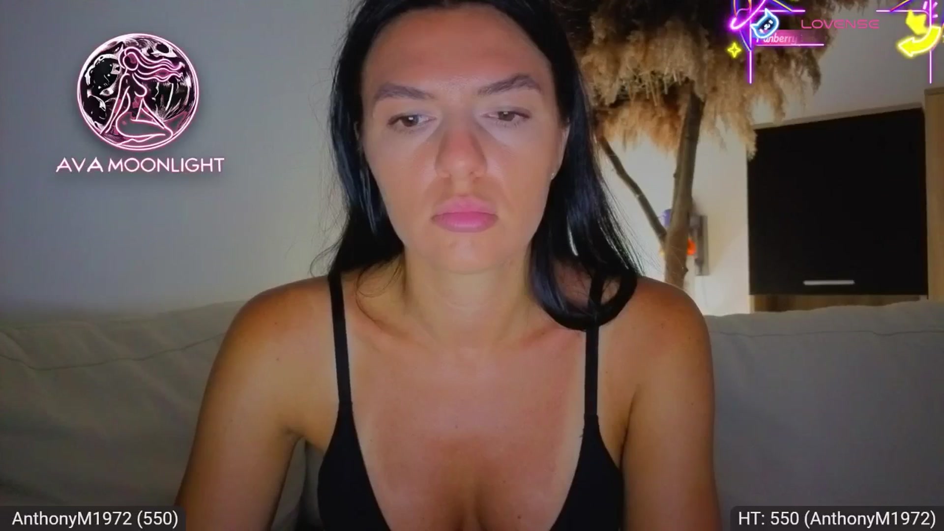 Gallery image thumbnail from AvaMoonlight's myfreecams stream on, 07/27/2025, 24:51 image 19 of 20
