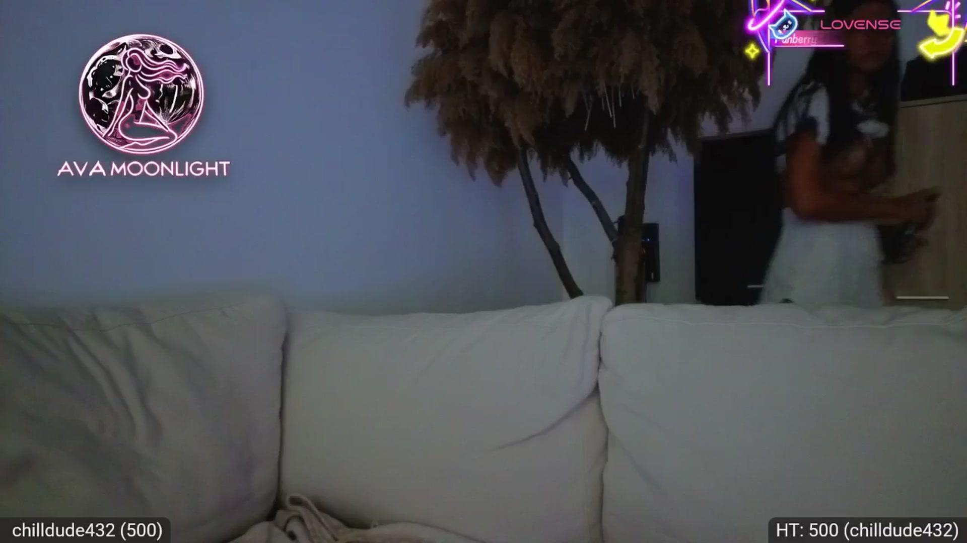 Gallery image thumbnail from AvaMoonlight's myfreecams stream on, 07/28/2025, 16:02 image 19 of 20