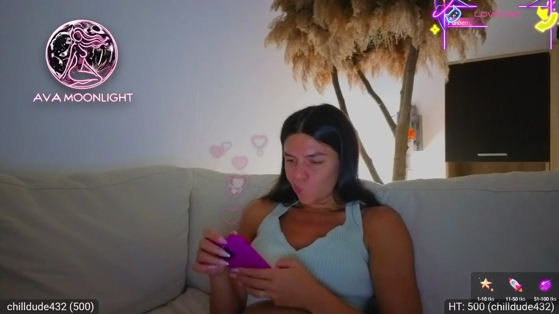 Gallery image thumbnail from AvaMoonlight's myfreecams stream on, 07/28/2025, 23:57 image 3 of 20