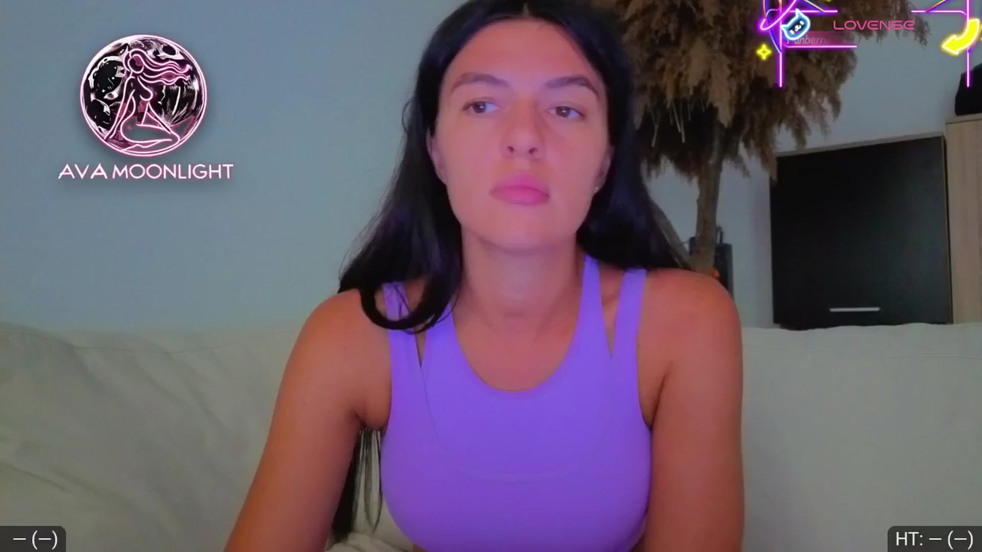 Gallery image thumbnail from AvaMoonlight's myfreecams stream on, 07/29/2025, 16:13 image 12 of 20