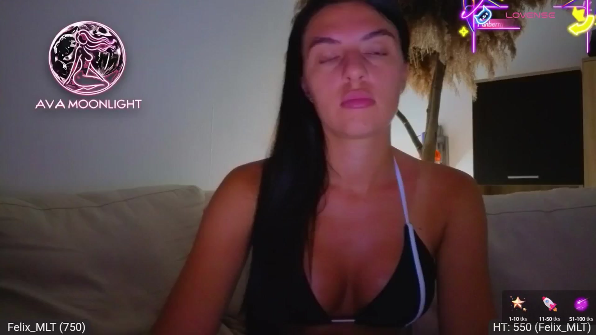 Gallery image thumbnail from AvaMoonlight's myfreecams stream on, 07/29/2025, 23:52 image 6 of 20