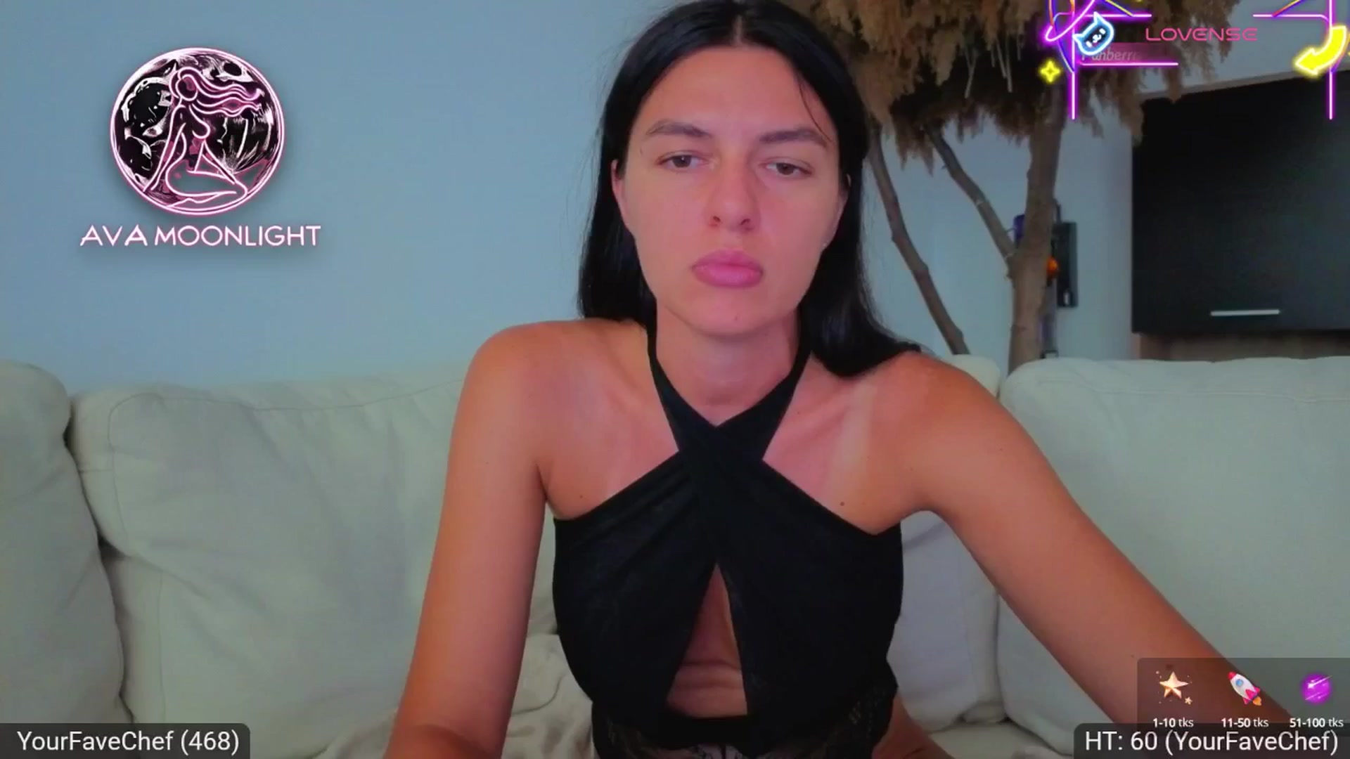 Gallery image thumbnail from AvaMoonlight's myfreecams stream on, 07/30/2025, 16:03 image 6 of 20