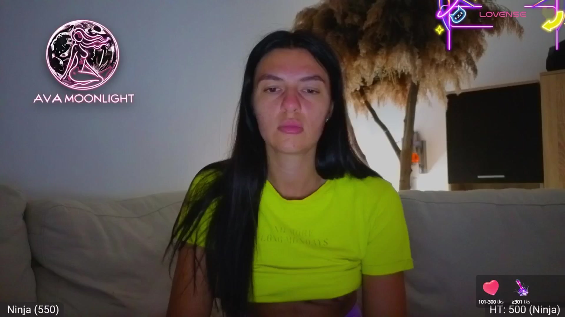 Gallery image thumbnail from AvaMoonlight's myfreecams stream on, 07/31/2025, 24:39 image 13 of 20