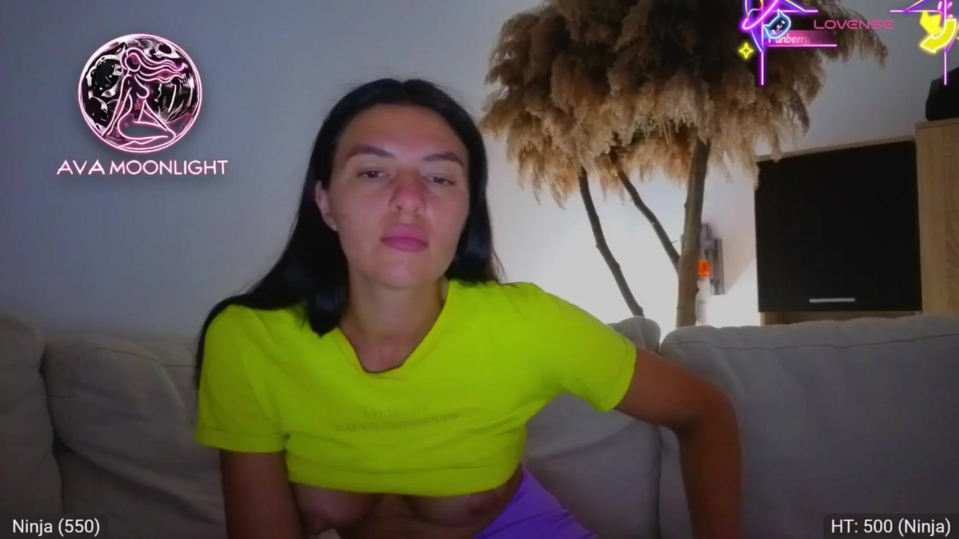 Gallery image thumbnail from AvaMoonlight's myfreecams stream on, 07/31/2025, 24:39 image 17 of 20