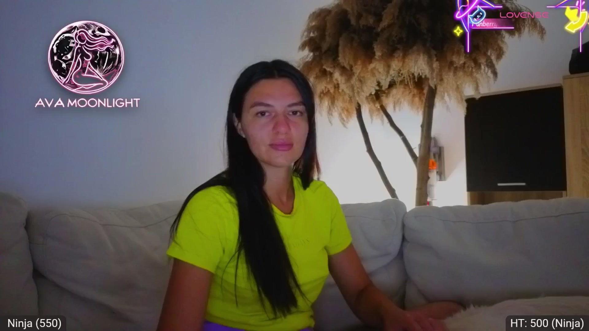 Gallery image thumbnail from AvaMoonlight's myfreecams stream on, 07/31/2025, 24:39 image 14 of 20