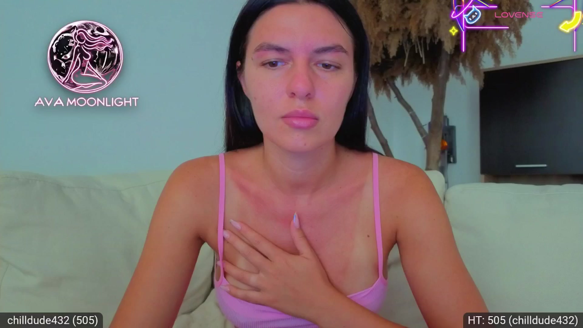Gallery image thumbnail from AvaMoonlight's myfreecams stream on, 07/31/2025, 16:12 image 16 of 20