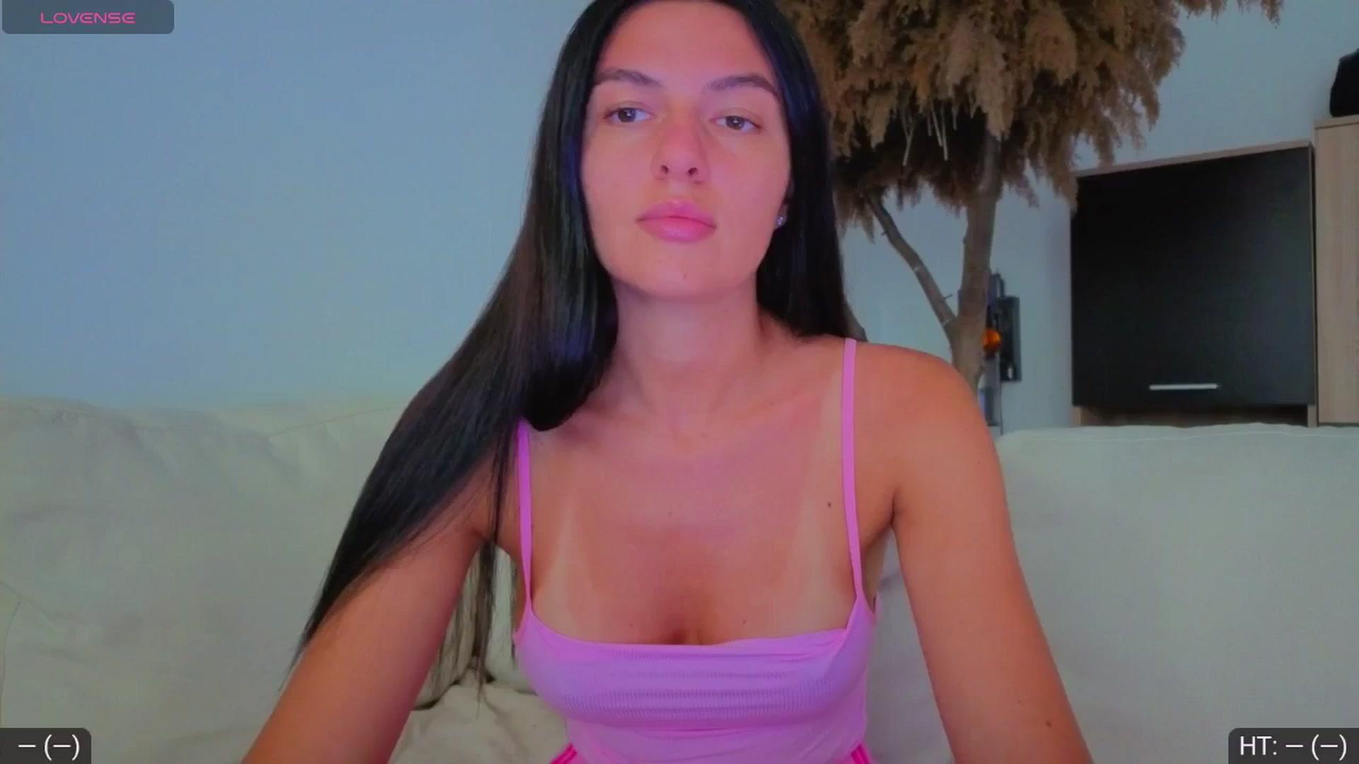 Gallery image thumbnail from AvaMoonlight's myfreecams stream on, 07/31/2025, 16:12 image 2 of 20