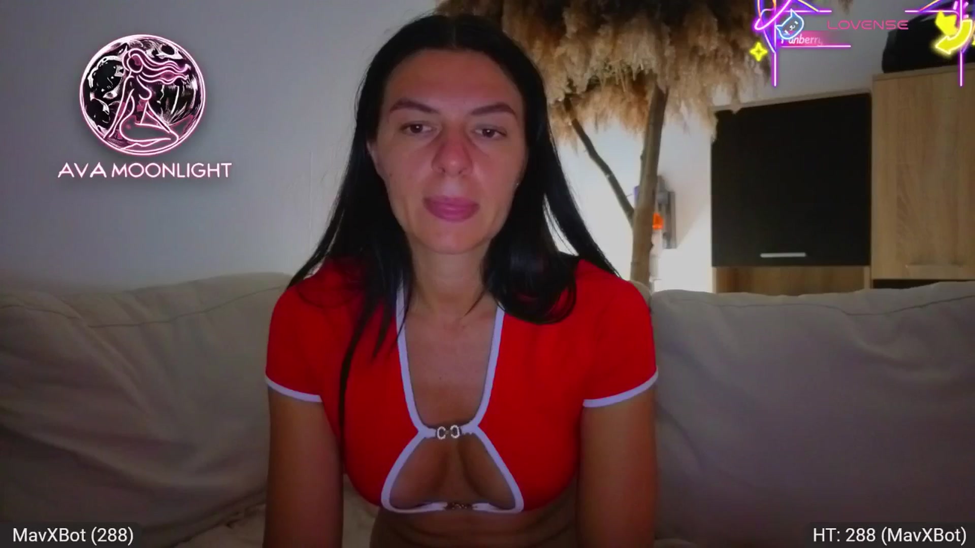 Gallery image thumbnail from AvaMoonlight's myfreecams stream on, 08/01/2025, 24:06 image 10 of 20