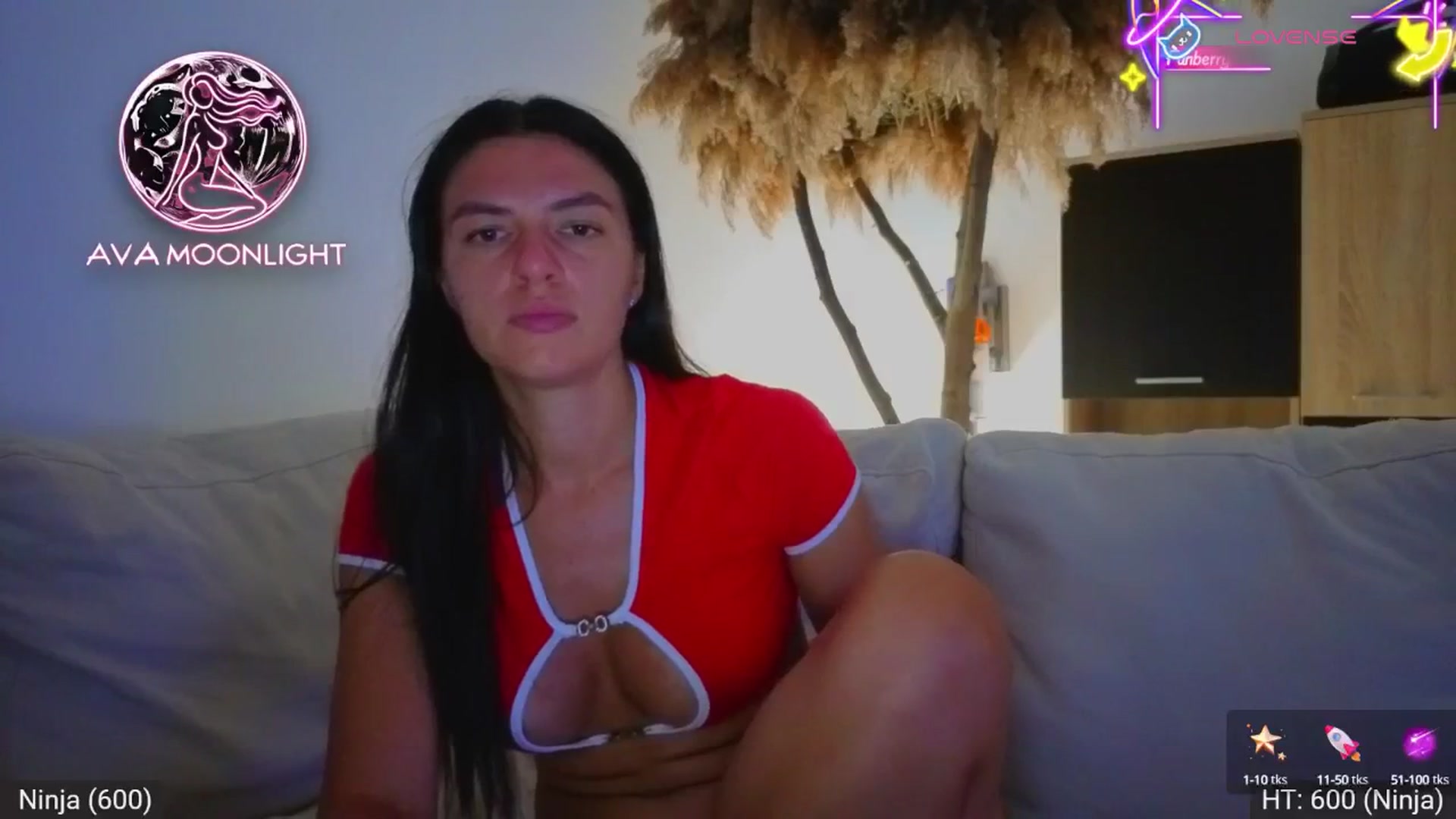 Gallery image thumbnail from AvaMoonlight's myfreecams stream on, 08/01/2025, 24:06 image 15 of 20