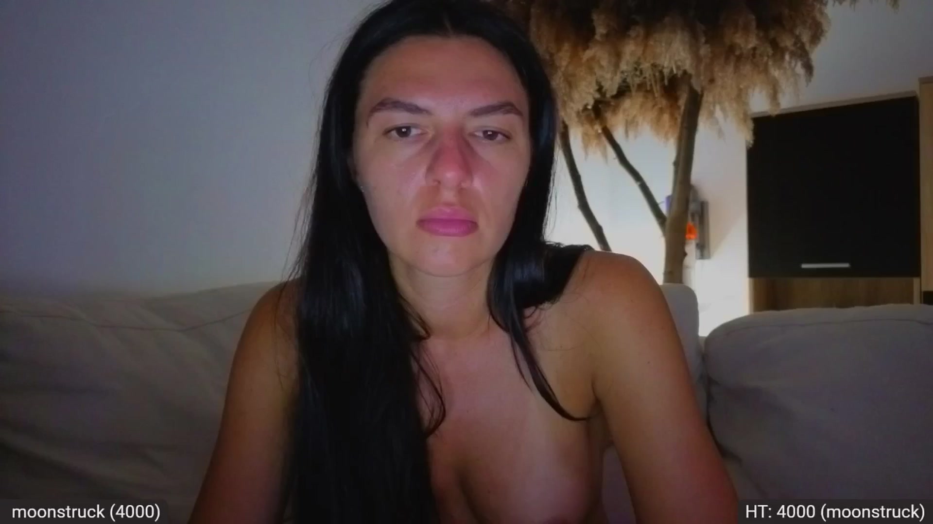 Gallery image thumbnail from AvaMoonlight's myfreecams stream on, 08/01/2025, 22:59 image 19 of 20