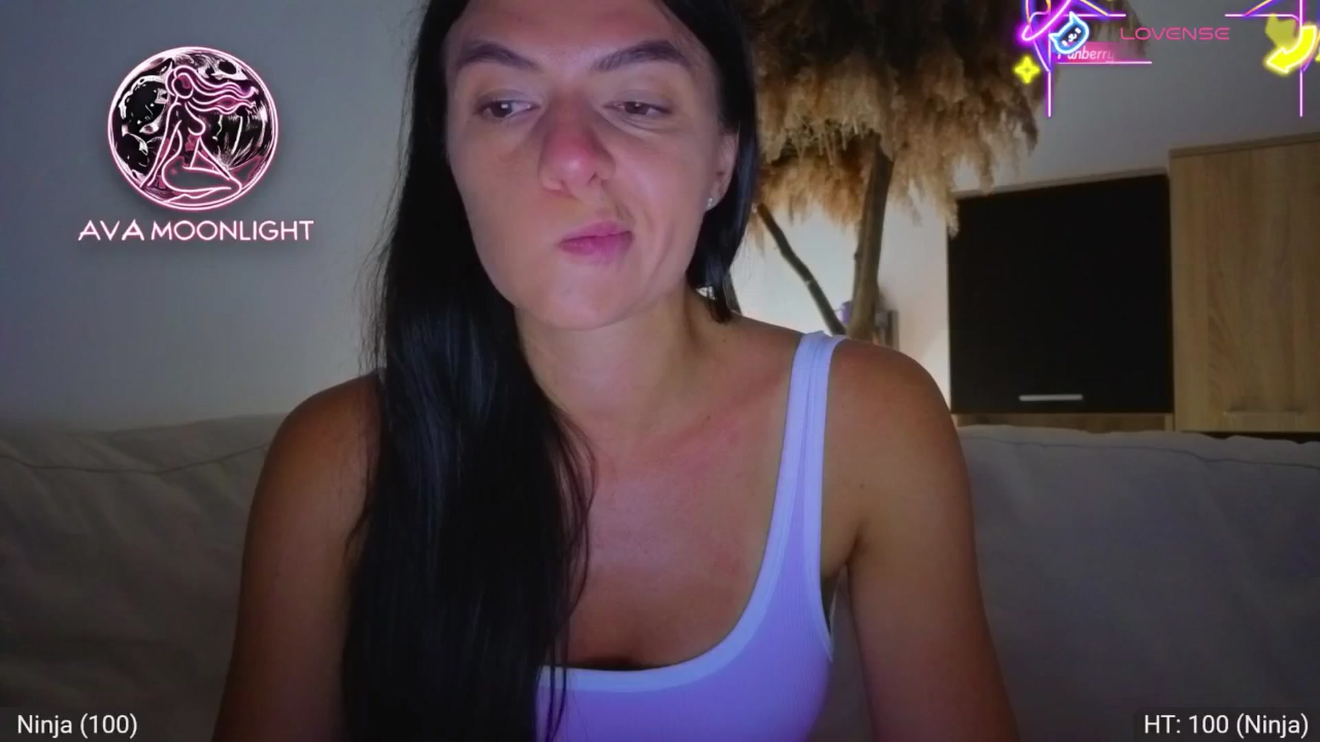 Gallery image thumbnail from AvaMoonlight's myfreecams stream on, 08/02/2025, 23:46 image 14 of 20