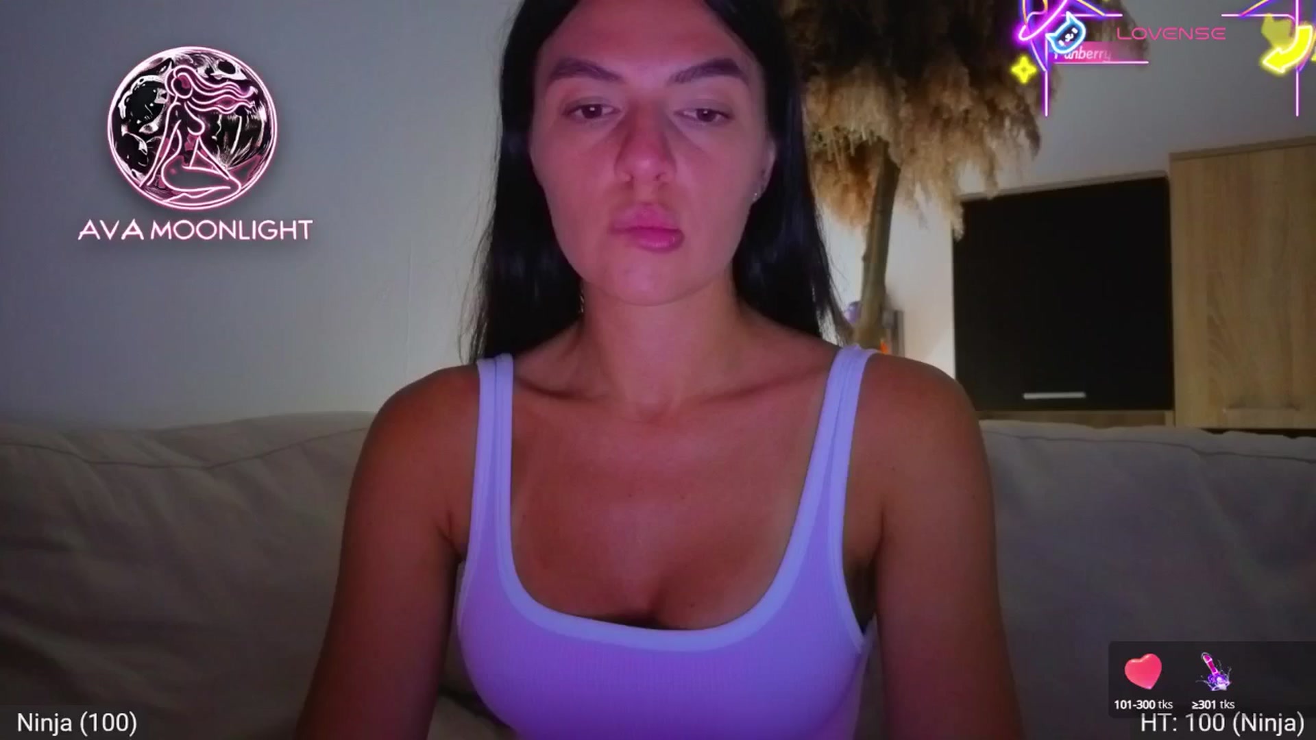 Gallery image thumbnail from AvaMoonlight's myfreecams stream on, 08/02/2025, 23:46 image 11 of 20
