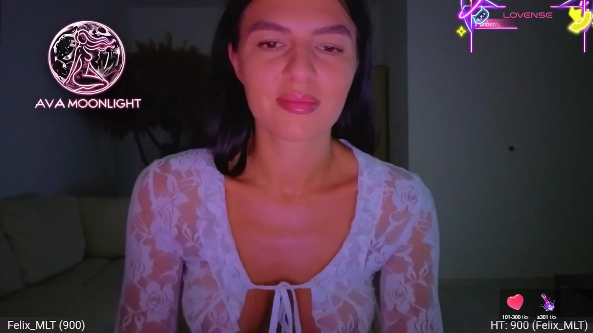 Gallery image thumbnail from AvaMoonlight's myfreecams stream on, 08/04/2025, 15:53 image 17 of 20