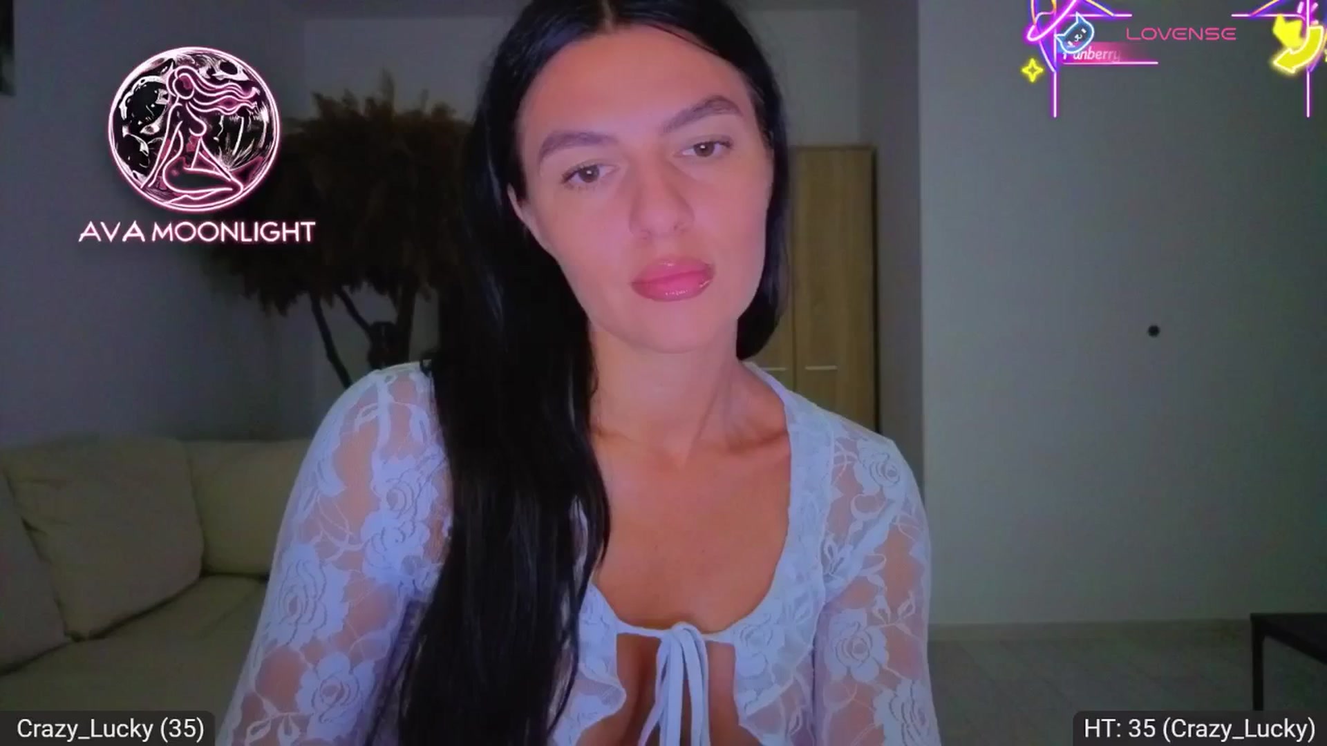 Gallery image thumbnail from AvaMoonlight's myfreecams stream on, 08/04/2025, 15:53 image 10 of 20