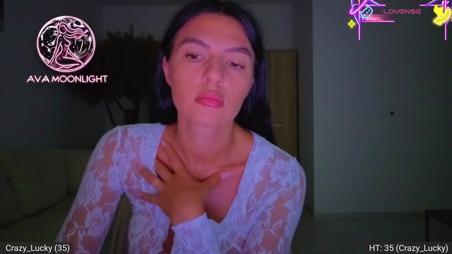 Gallery image thumbnail from AvaMoonlight's myfreecams stream on, 08/04/2025, 15:53 image 13 of 20
