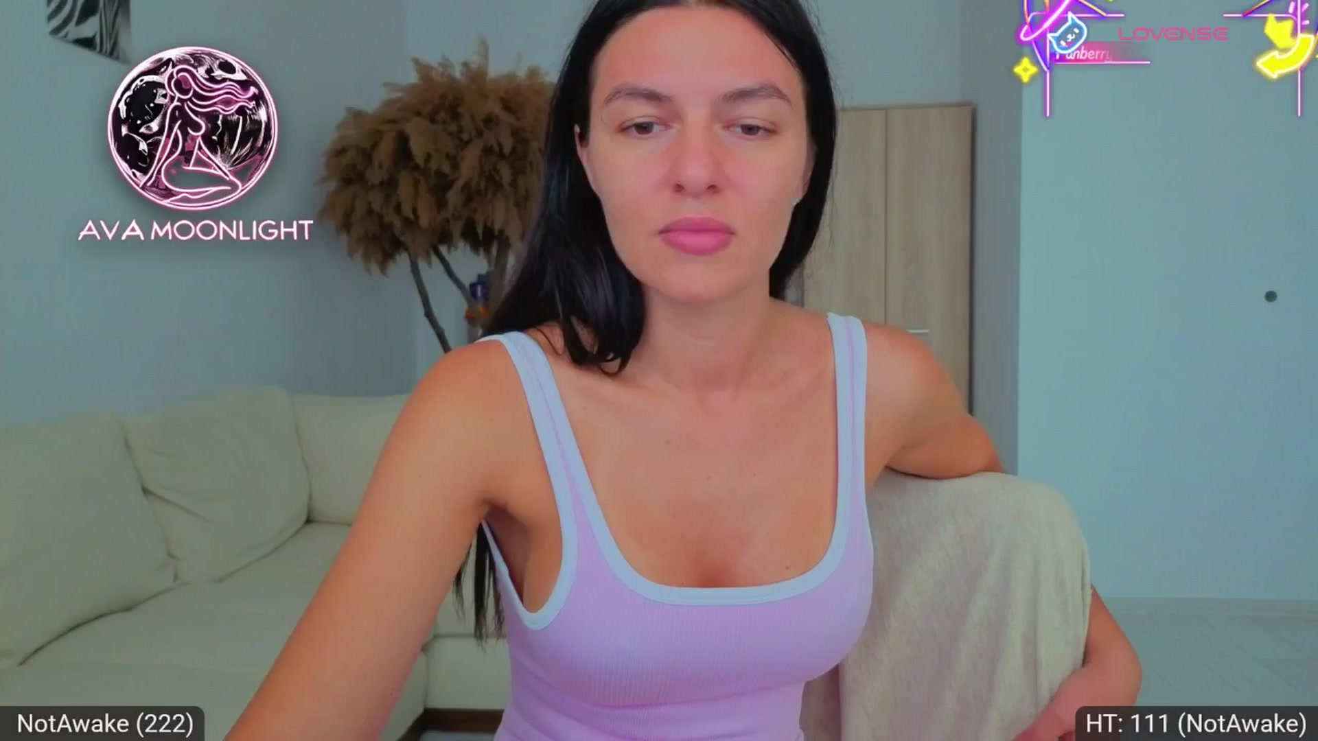 Gallery image thumbnail from AvaMoonlight's myfreecams stream on, 08/05/2025, 16:03 image 4 of 20