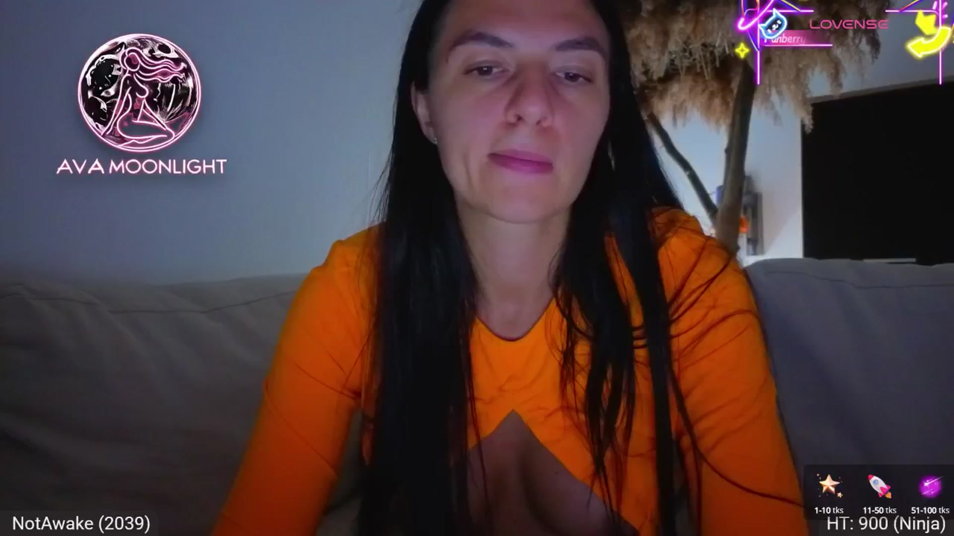 Gallery image thumbnail from AvaMoonlight's myfreecams stream on, 08/06/2025, 24:29 image 10 of 20