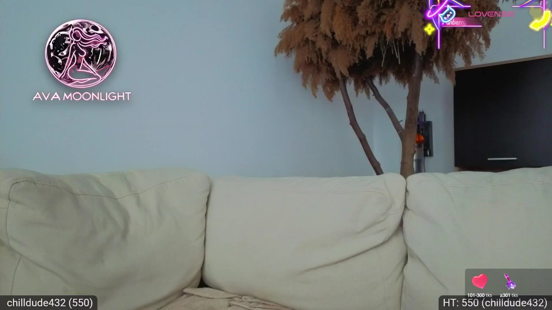 Gallery image thumbnail from AvaMoonlight's myfreecams stream on, 08/07/2025, 15:46 image 4 of 20