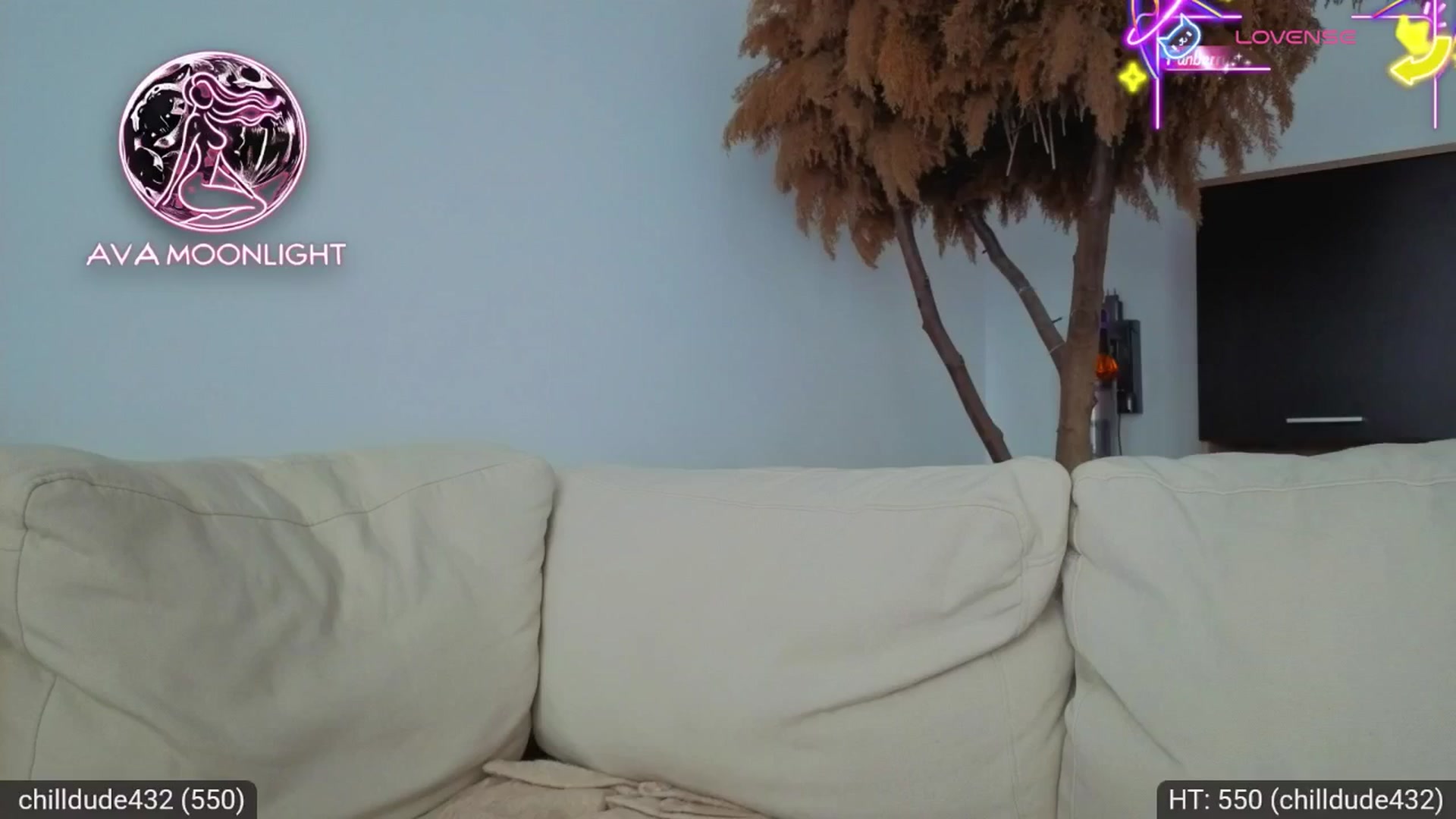 Gallery image thumbnail from AvaMoonlight's myfreecams stream on, 08/07/2025, 15:46 image 5 of 20