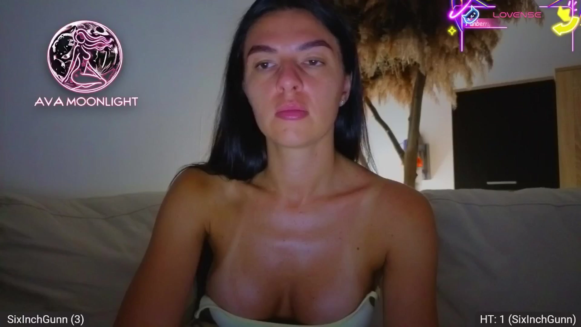 Gallery image thumbnail from AvaMoonlight's myfreecams stream on, 08/07/2025, 23:10 image 10 of 20