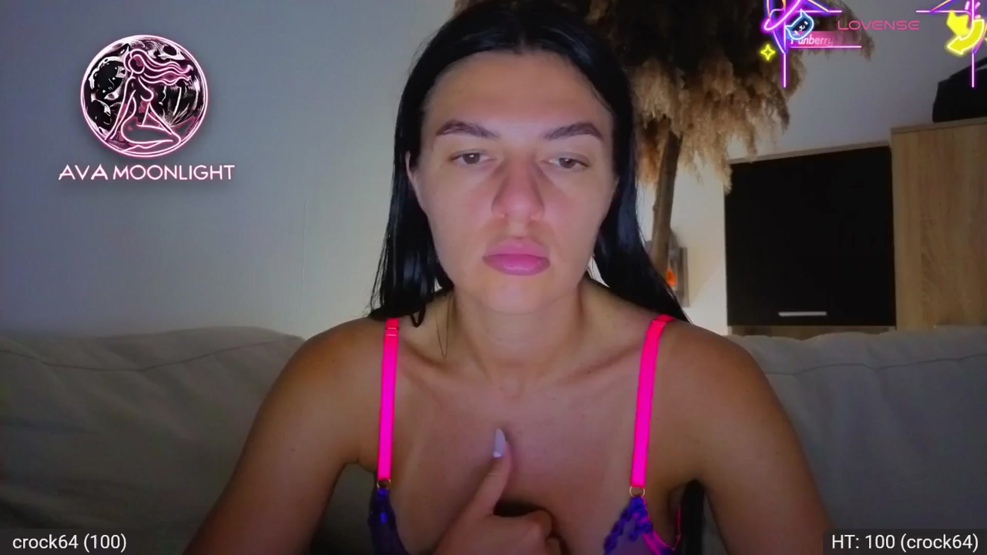 Gallery image thumbnail from AvaMoonlight's myfreecams stream on, 08/13/2025, 24:11 image 12 of 20