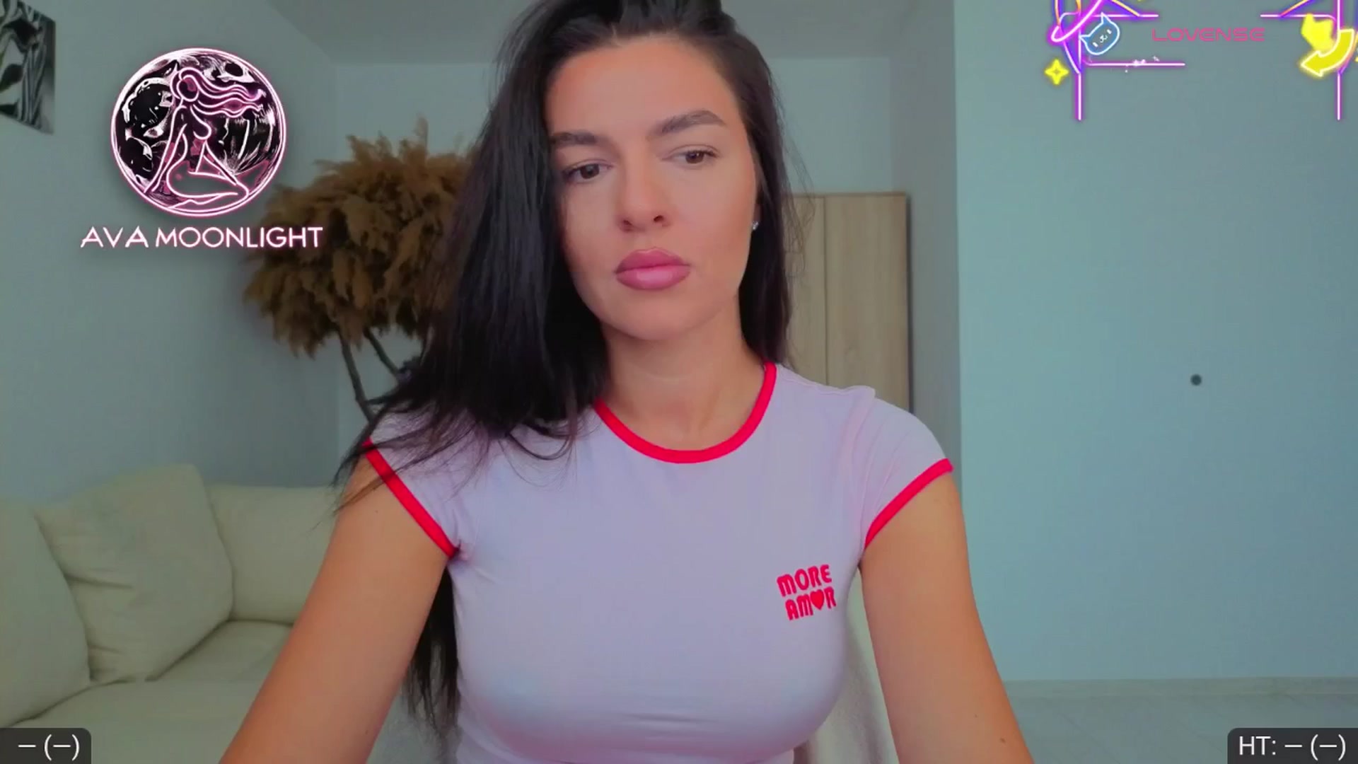Gallery image thumbnail from AvaMoonlight's myfreecams stream on, 08/13/2025, 16:06 image 6 of 20