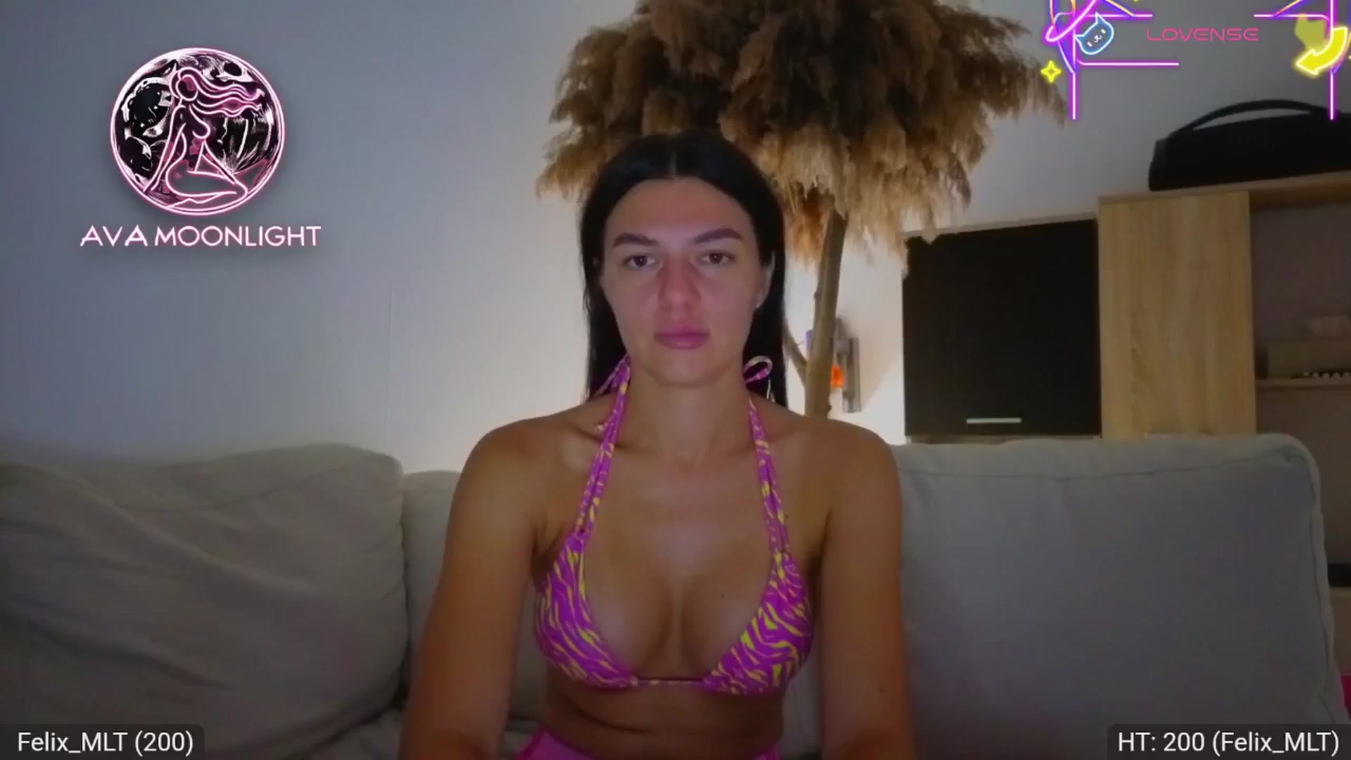 Gallery image thumbnail from AvaMoonlight's myfreecams stream on, 08/14/2025, 22:28 image 16 of 20