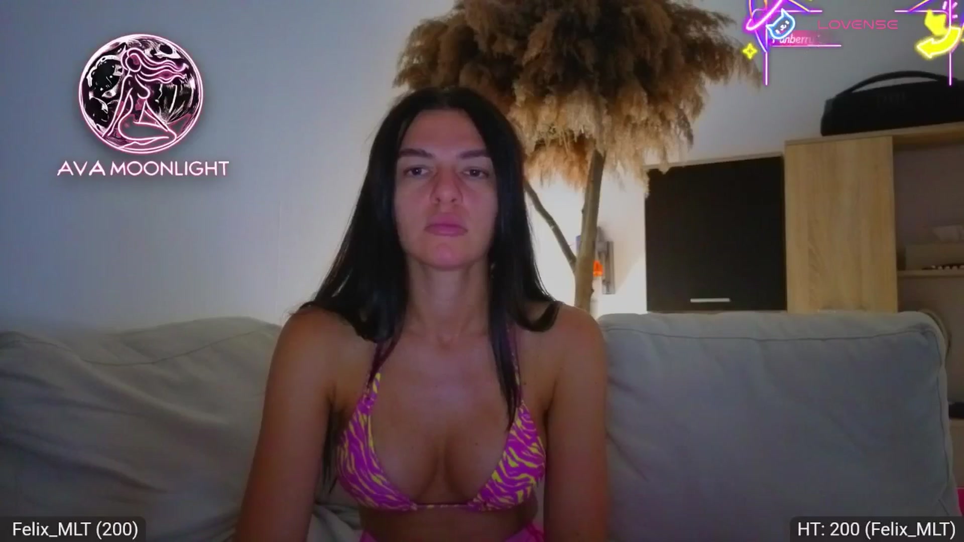 Gallery image thumbnail from AvaMoonlight's myfreecams stream on, 08/14/2025, 23:58 image 5 of 20