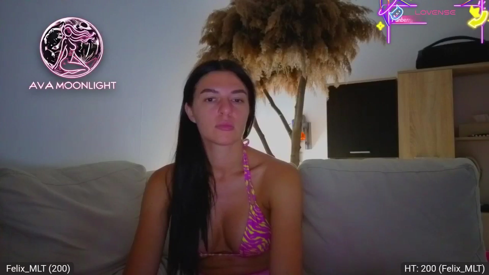 Gallery image thumbnail from AvaMoonlight's myfreecams stream on, 08/14/2025, 23:58 image 16 of 20