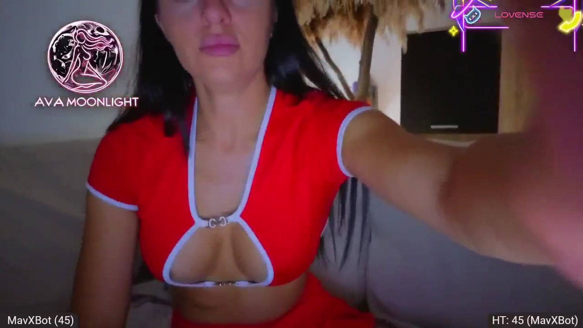Gallery image thumbnail from AvaMoonlight's myfreecams stream on, 08/15/2025, 23:52 image 12 of 20