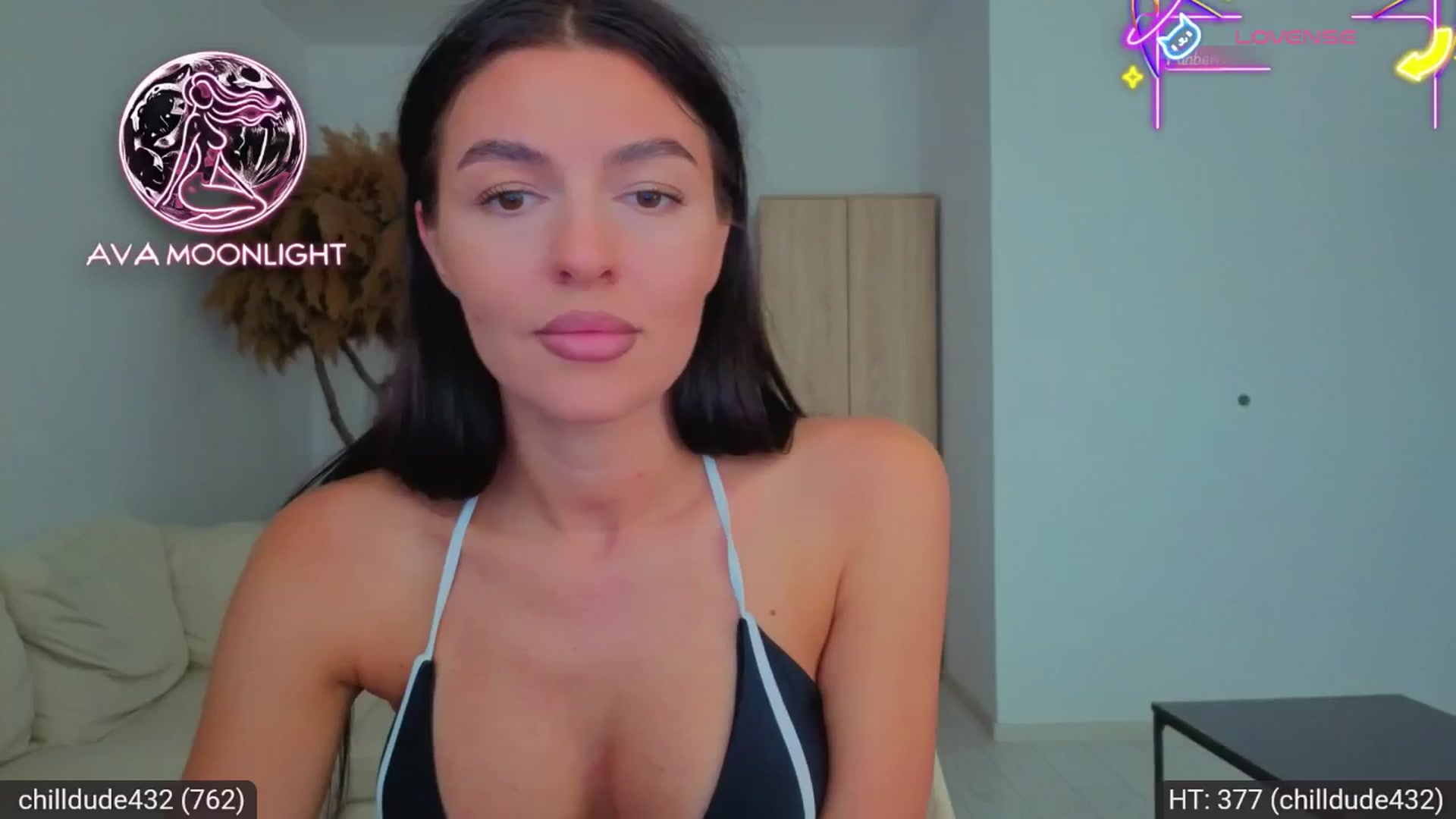 Gallery image thumbnail from AvaMoonlight's myfreecams stream on, 08/16/2025, 16:07 image 14 of 20