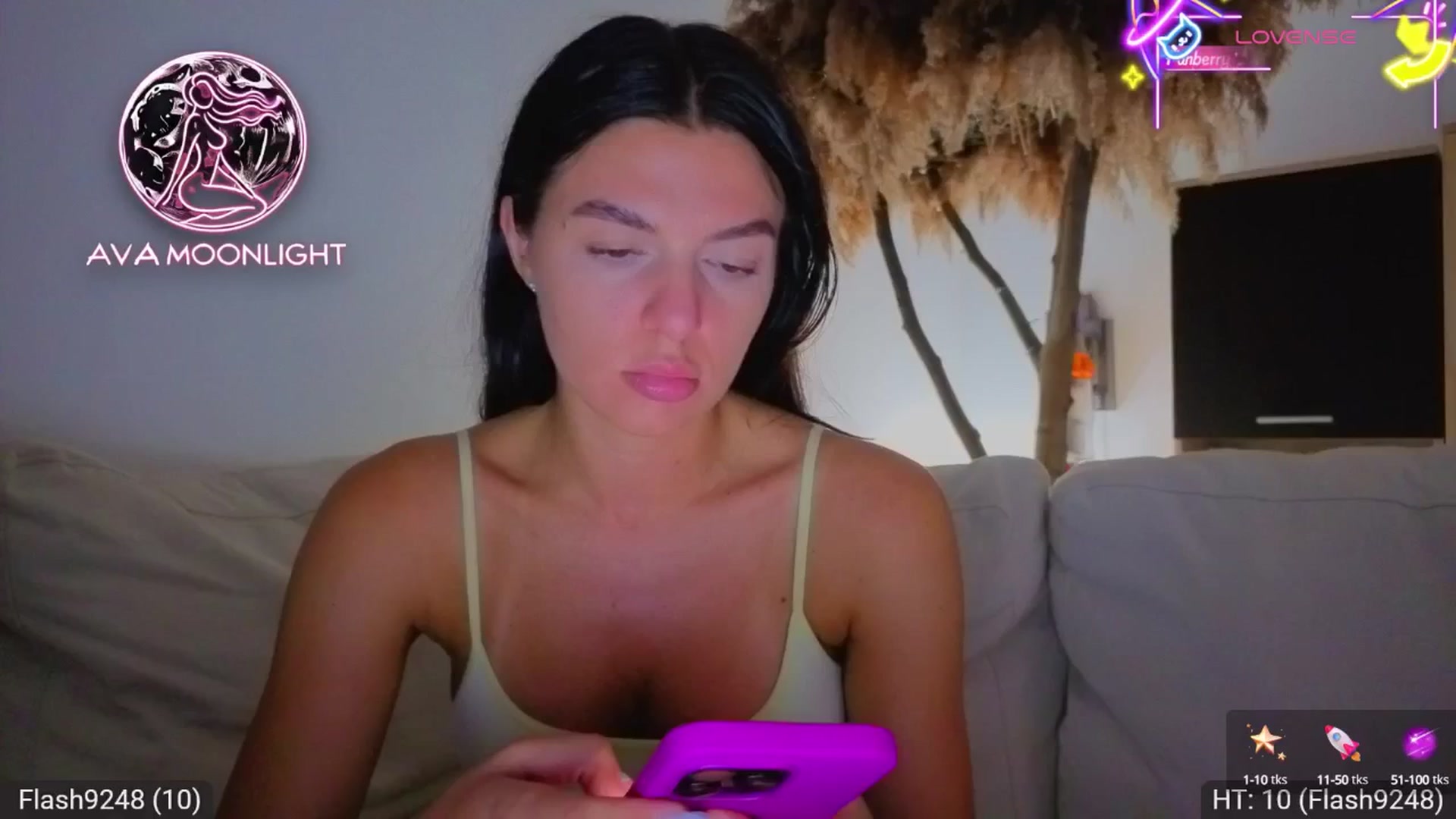 Gallery image thumbnail from AvaMoonlight's myfreecams stream on, 08/17/2025, 24:06 image 10 of 20