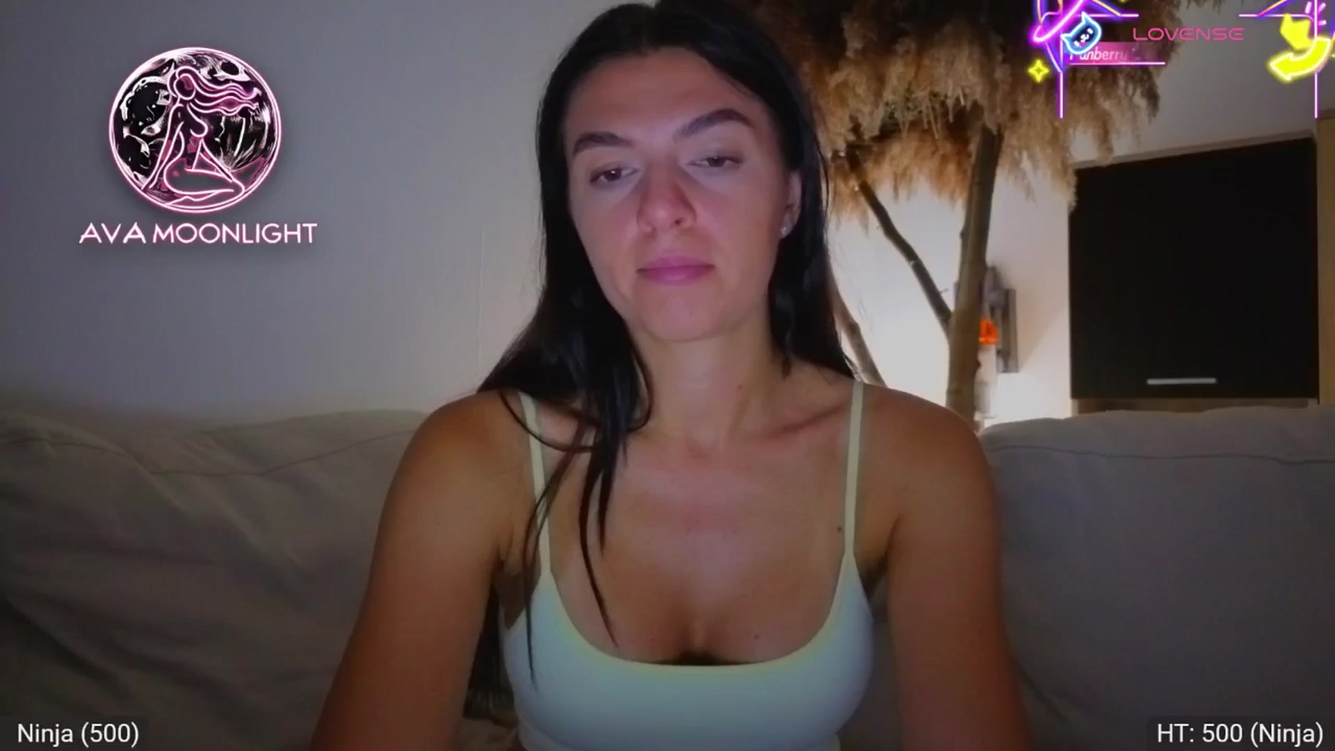 Gallery image thumbnail from AvaMoonlight's myfreecams stream on, 08/17/2025, 24:06 image 19 of 20