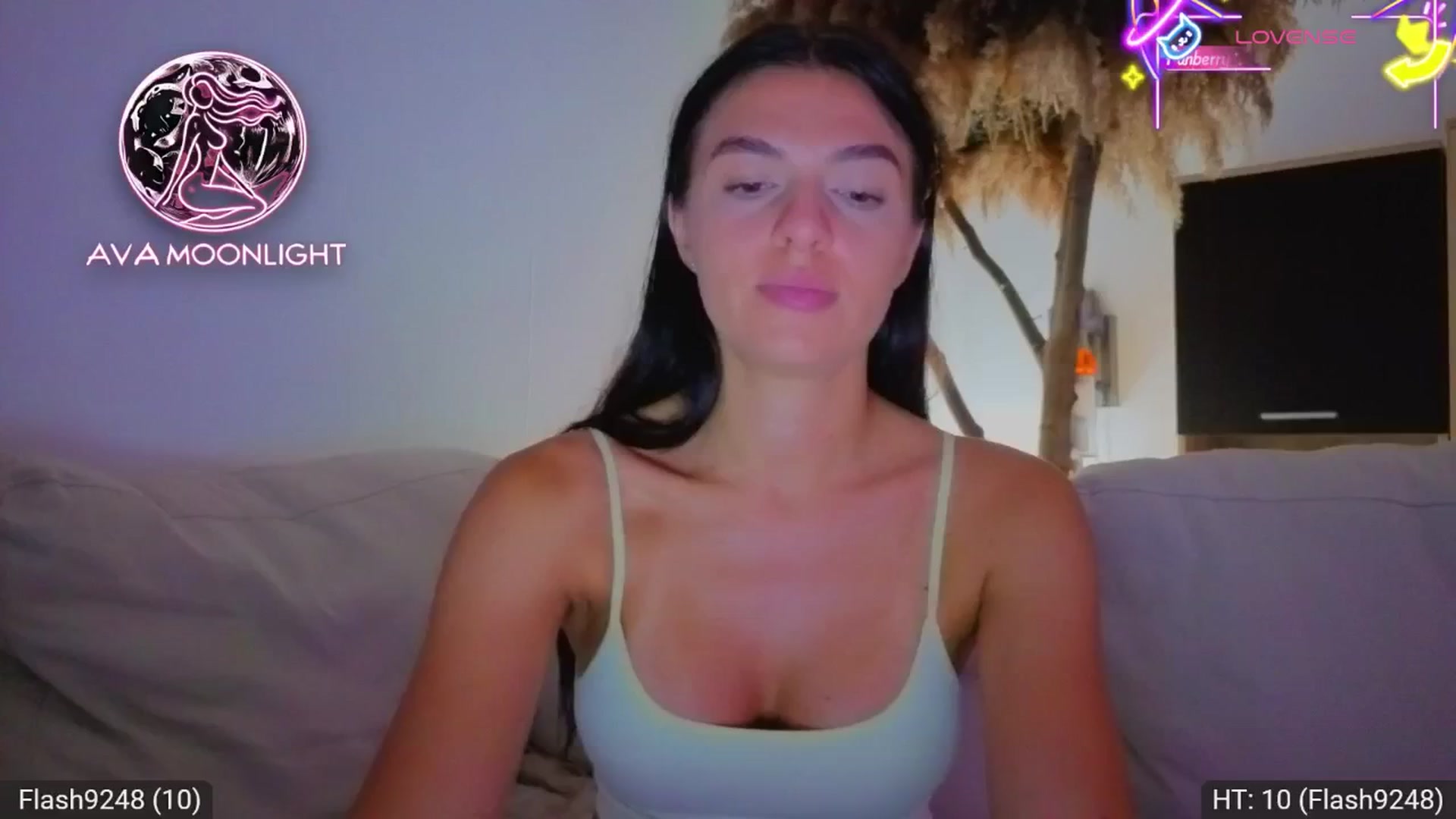 Gallery image thumbnail from AvaMoonlight's myfreecams stream on, 08/17/2025, 24:06 image 16 of 20