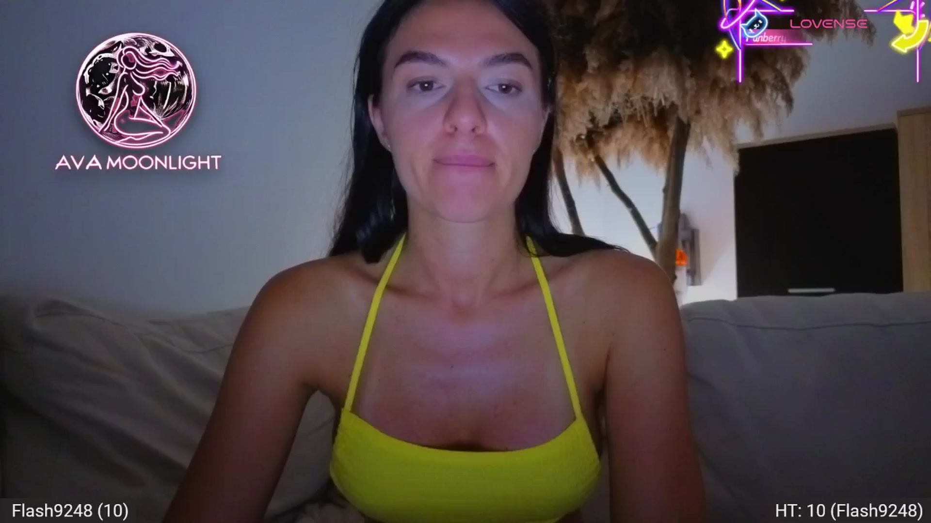 Gallery image thumbnail from AvaMoonlight's myfreecams stream on, 08/17/2025, 22:47 image 4 of 20