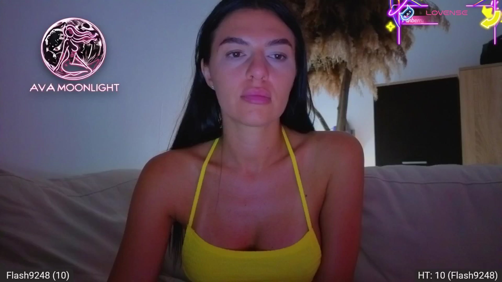 Gallery image thumbnail from AvaMoonlight's myfreecams stream on, 08/17/2025, 22:47 image 10 of 20