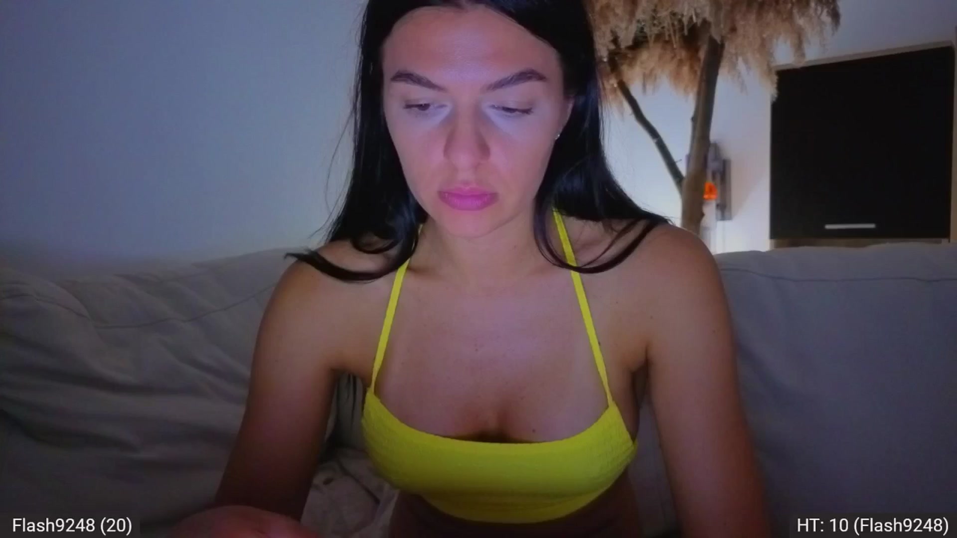 Gallery image thumbnail from AvaMoonlight's myfreecams stream on, 08/18/2025, 24:19 image 2 of 20