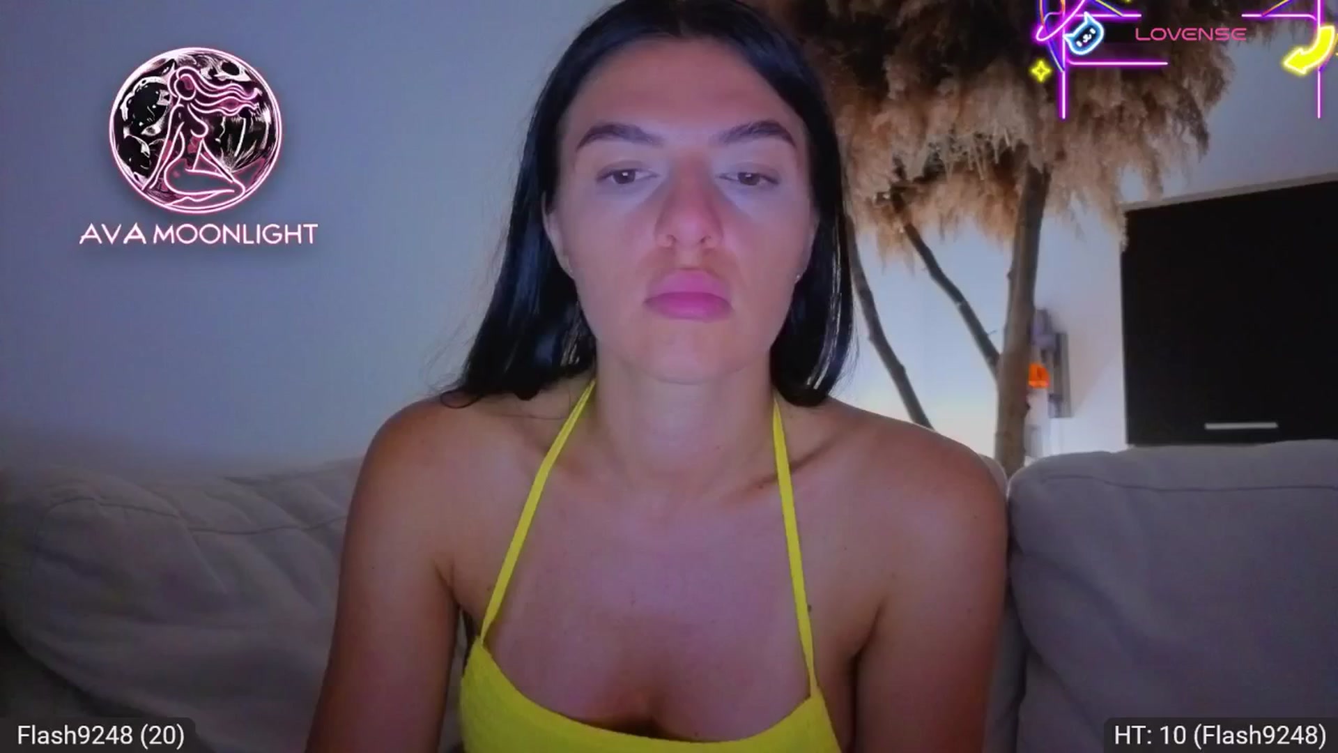Gallery image thumbnail from AvaMoonlight's myfreecams stream on, 08/18/2025, 24:19 image 13 of 20