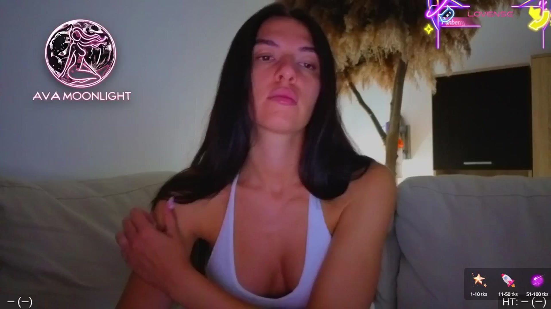 Gallery image thumbnail from AvaMoonlight's myfreecams stream on, 08/19/2025, 24:39 image 1 of 20