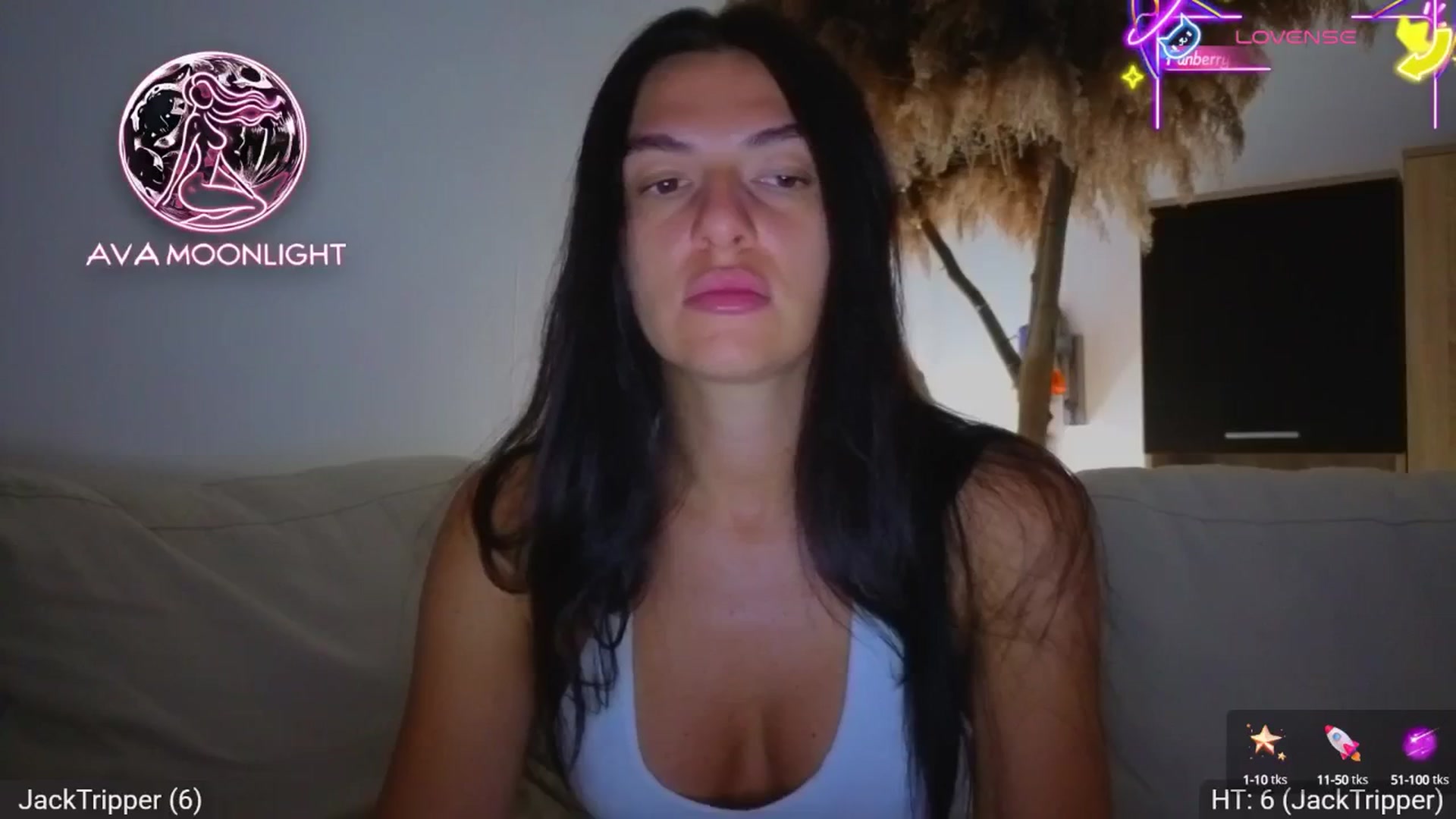 Gallery image thumbnail from AvaMoonlight's myfreecams stream on, 08/19/2025, 24:39 image 5 of 20